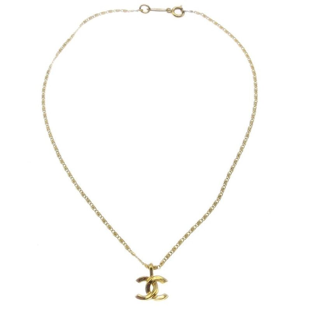 Chanel Cc Pendant Metal Gold Gold_Plated Necklace Jewelry